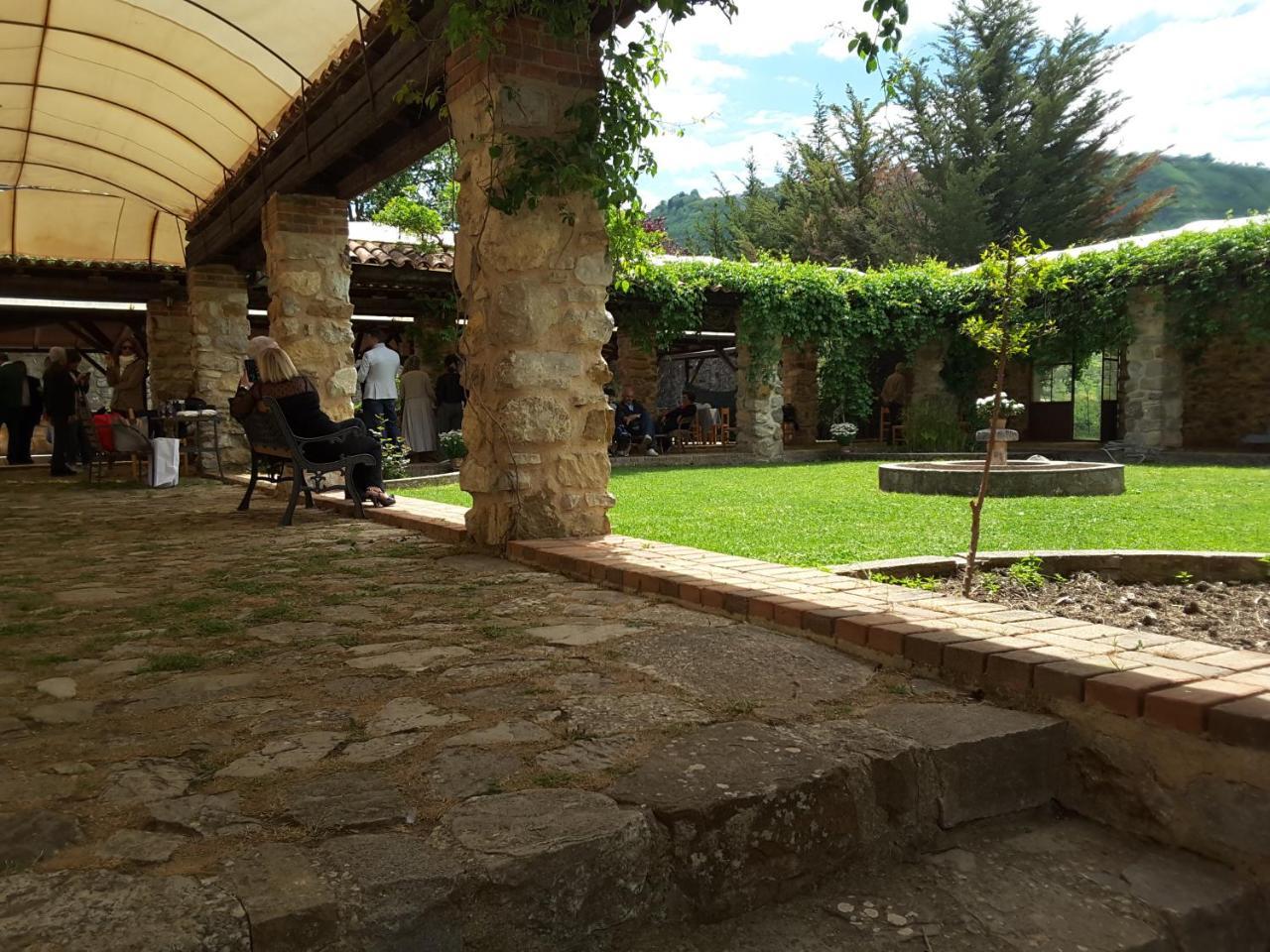 Giardino Donna Lavia *